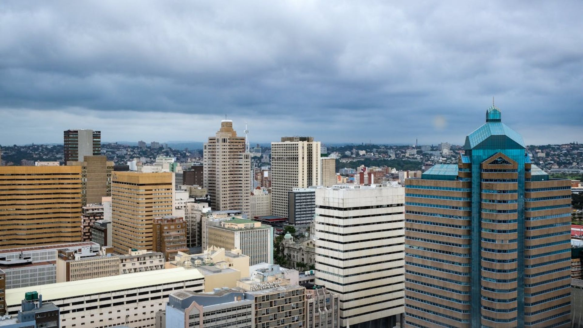 Construcción de inmuebles comerciales e institucionales